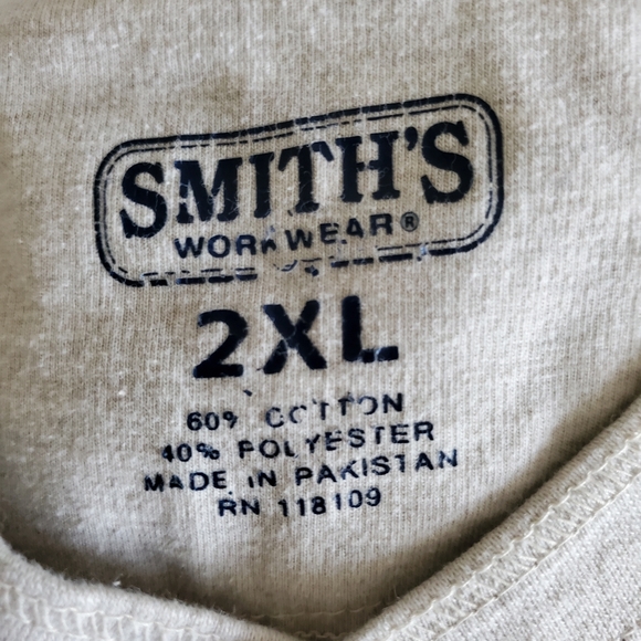Smith's Workwear Henley Shirt Mens 2XL Cream Short Sleeve Pocket Workwear Tee - Picture 2 of 8